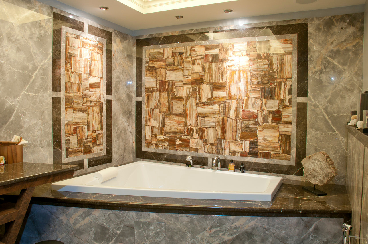 СКРОМНОЕ ОБАЯНИЕ БУРЖУАЗИИ......