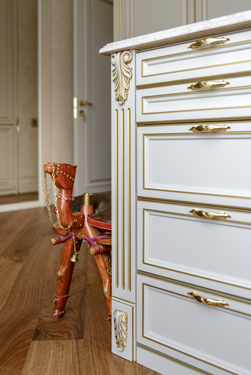 Квартира в классчиеском стиле