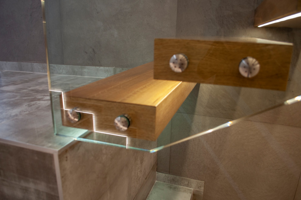 Лестница консольная с подсветкой