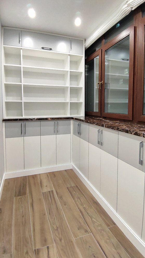 "ул. Академика Пилюгина"