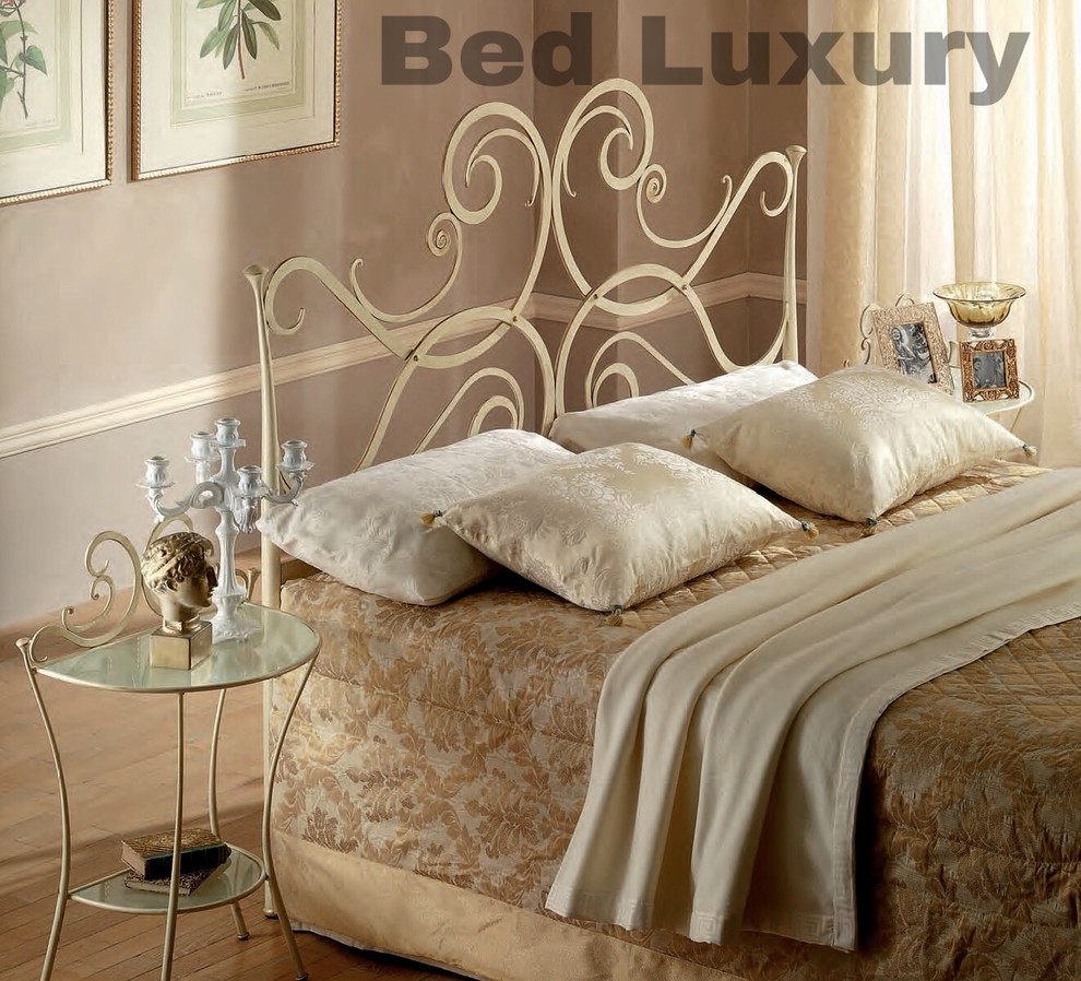Обложка проекта: Кованая кровать «Мессина»
