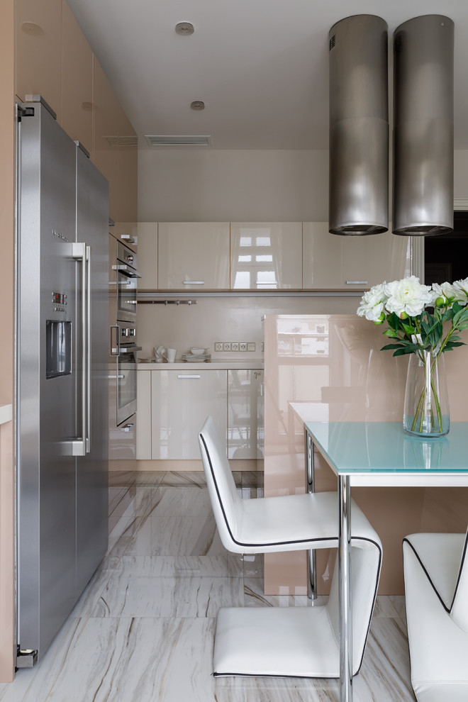 Подвесная вытяжка