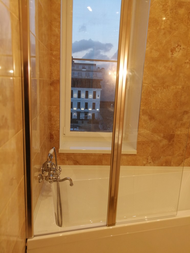 Классический интерьер в классическом доме.