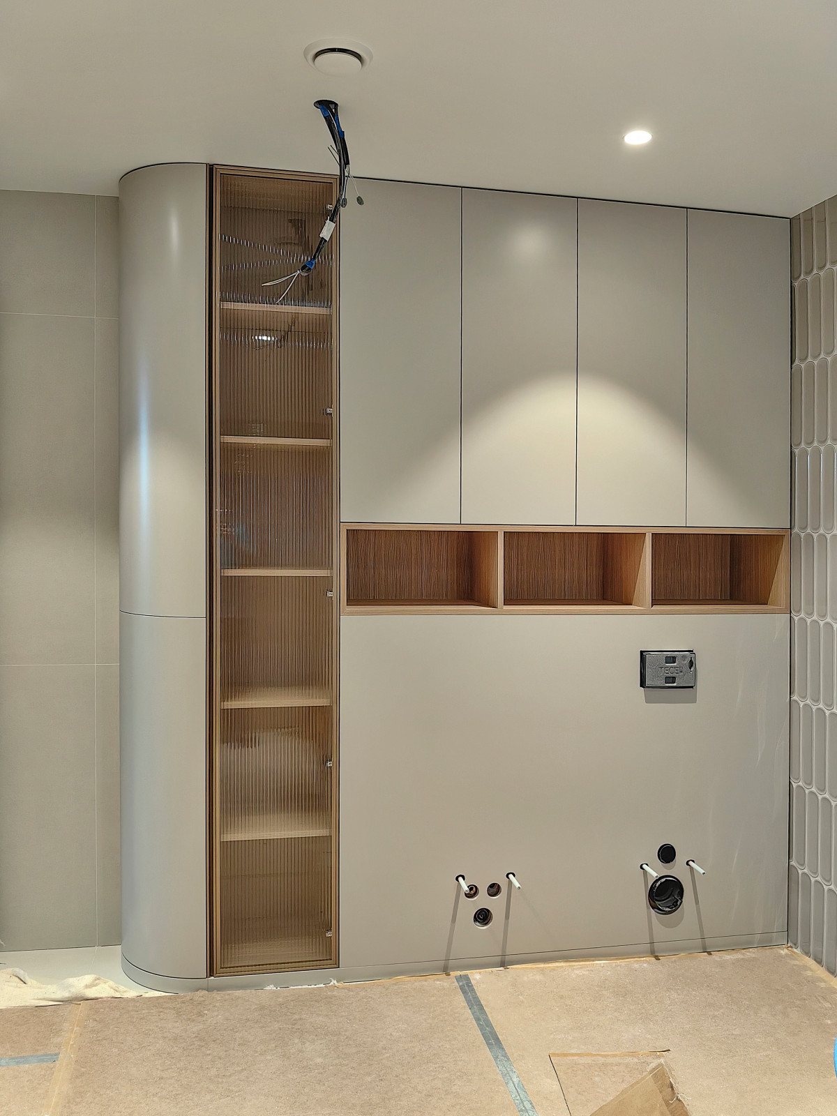 Обложка проекта: Мебель для санузла