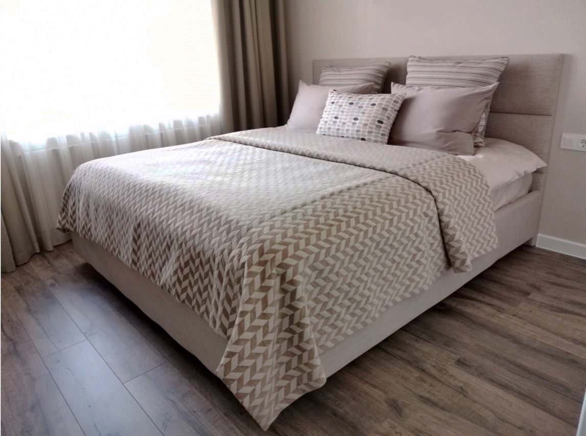 DF7AD5FD-8F75-4AAA-8123-0825E275421F