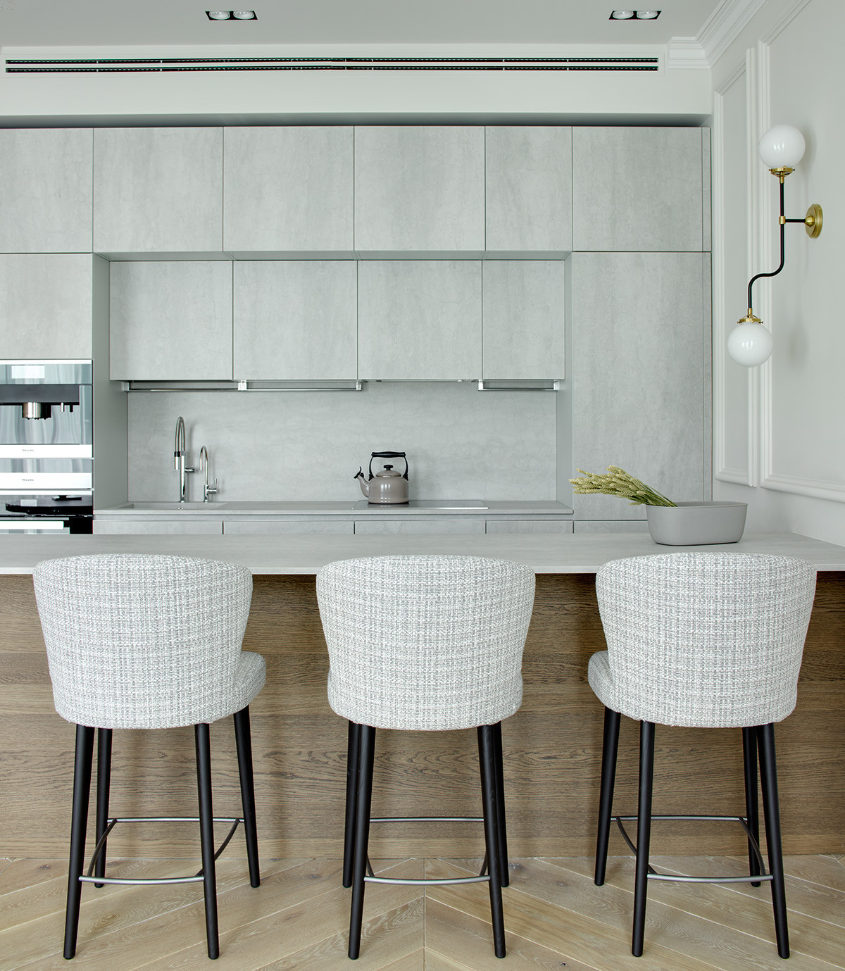 Дом на Мосфильмовской