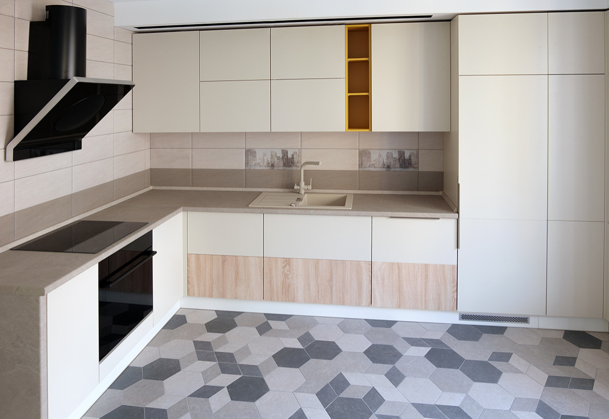 Кухня со вставками