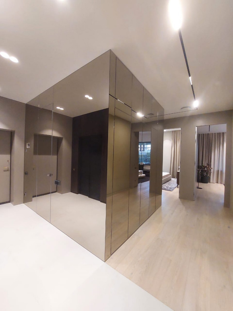 Зеркальное панно