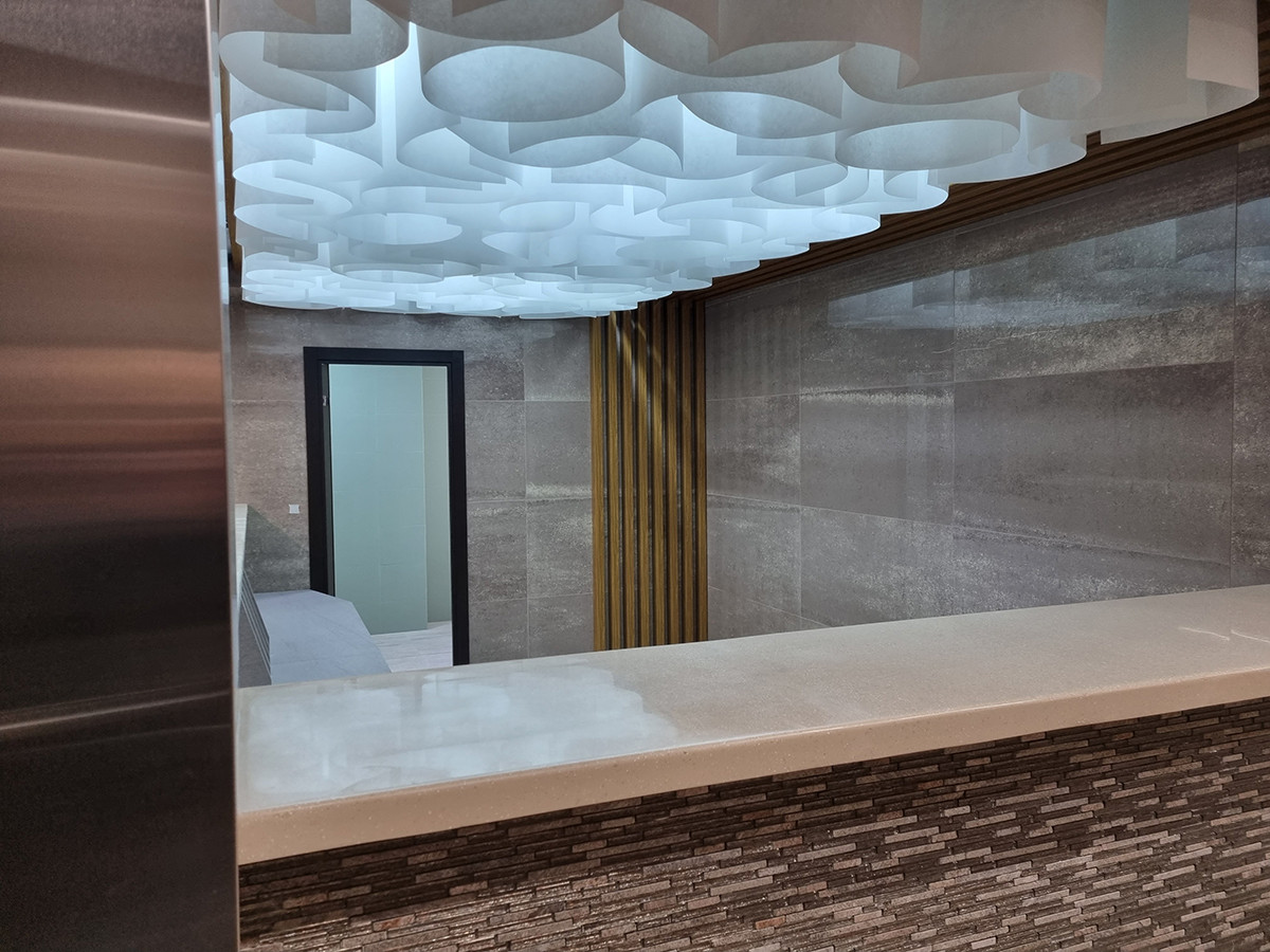 Декоративные потолки Paralume для входных зон!