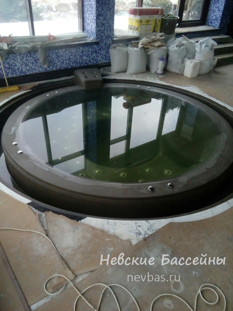 Реконструкция джакузи в частном доме.