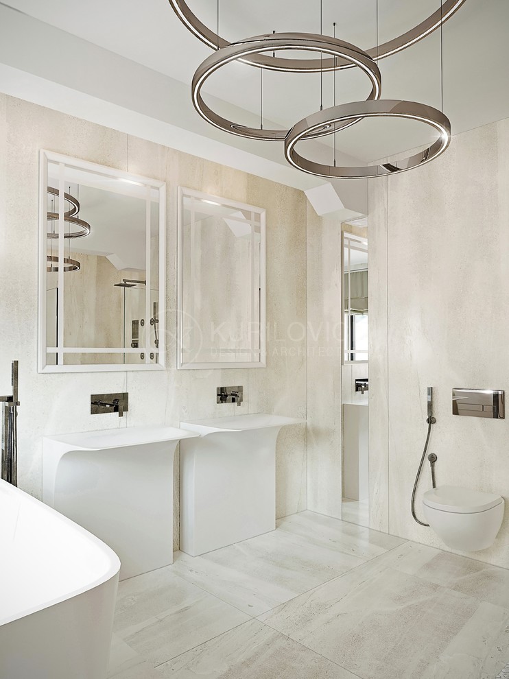 Aquamarine apartment