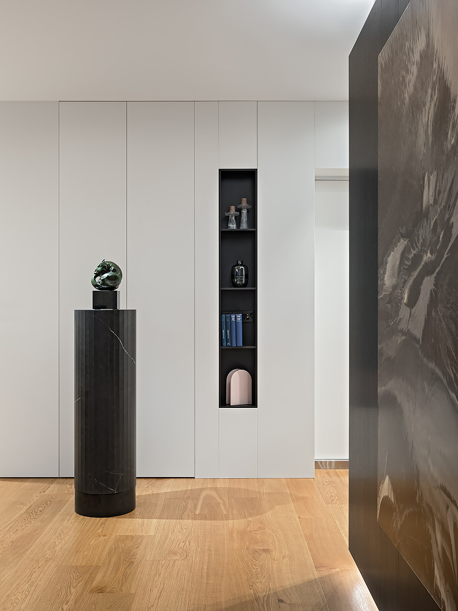 «Черный квадрат» в интерьере