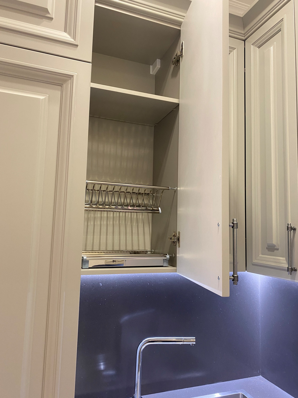 Кухня в гостевом домике