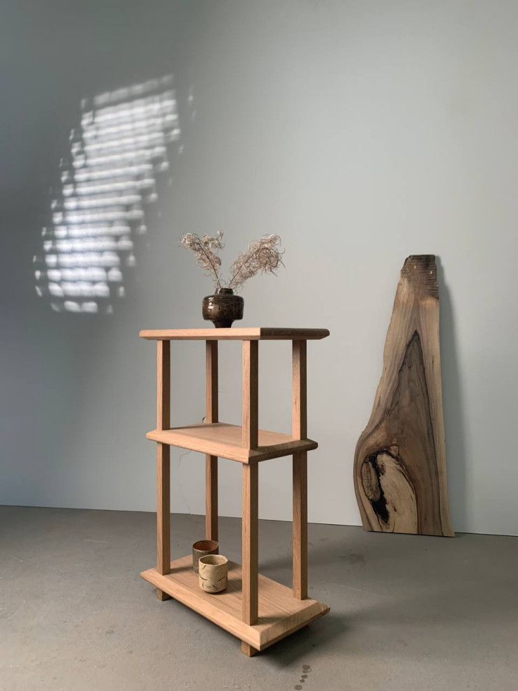 Обложка проекта: Этажерка из массива дуба
