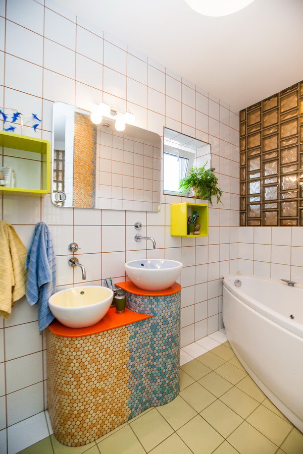 В ярких красках