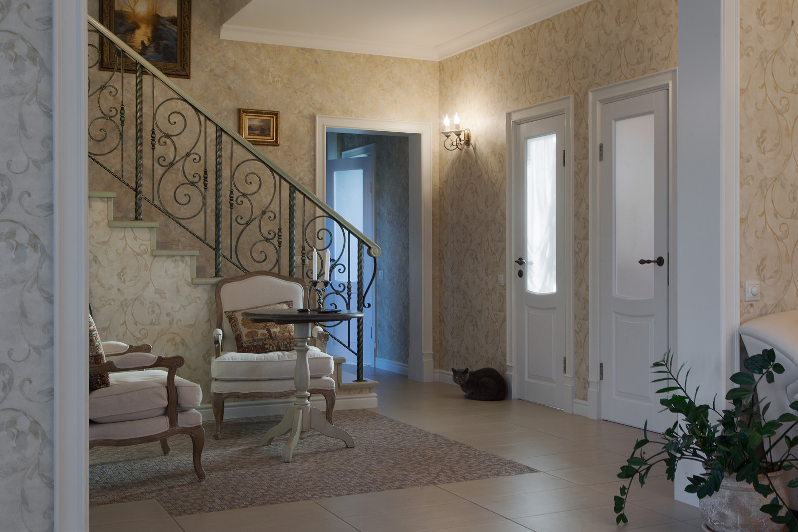 Гостиная, прихожая и холл в Классическом стиле. Фото реализованоного проекта