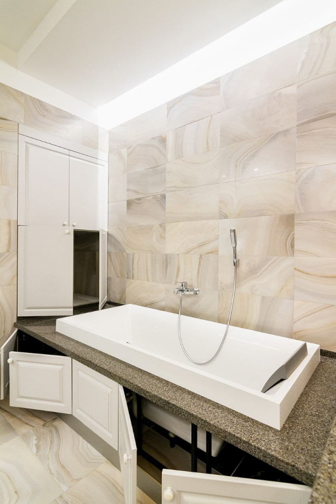 Мебель в ванную комнату с экраном под ванну