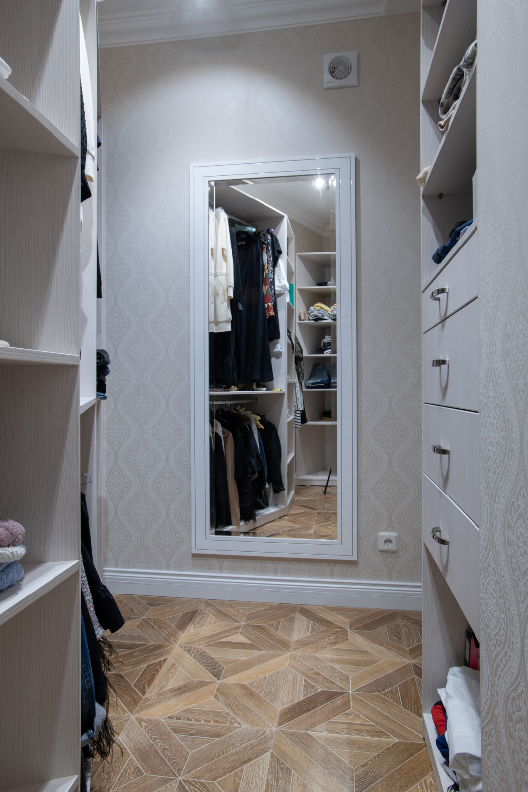 Квартира в светлых тонах Москва