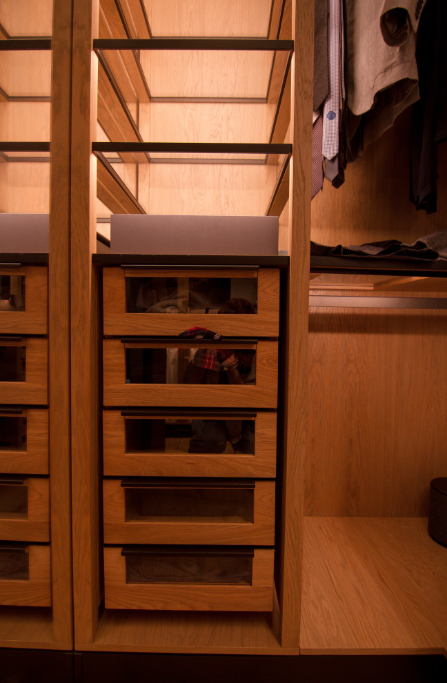 Ультрасовременный гардероб