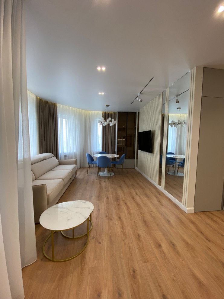 2х комнатная квартира Калинина 38