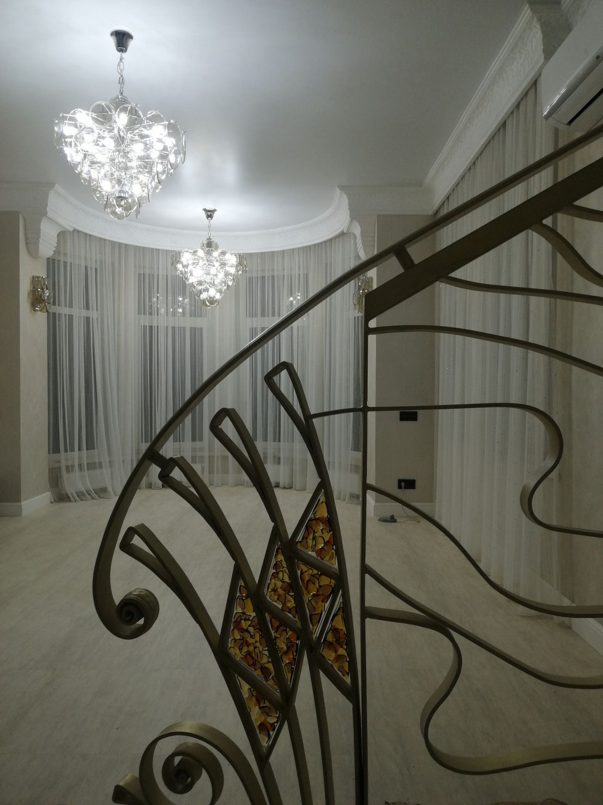 Проектирование и изготовление лестниц и мебели