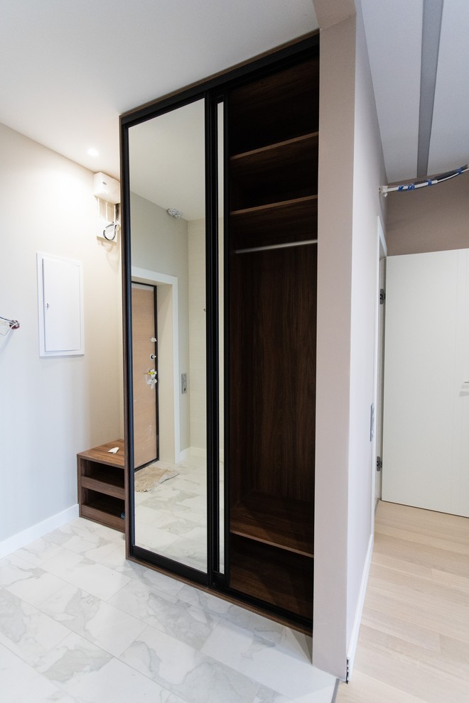 Шкаф-купе raumplus R720 в прихожую