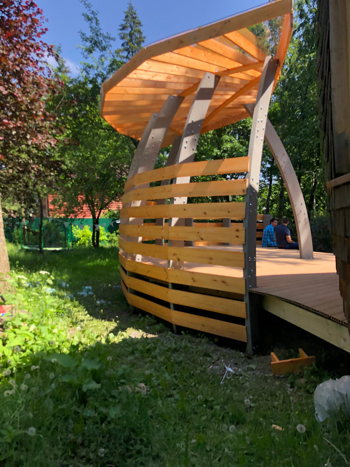 Необычная веранда (и терраса) к Необычному Дому (проект "Фазенда-лайф")