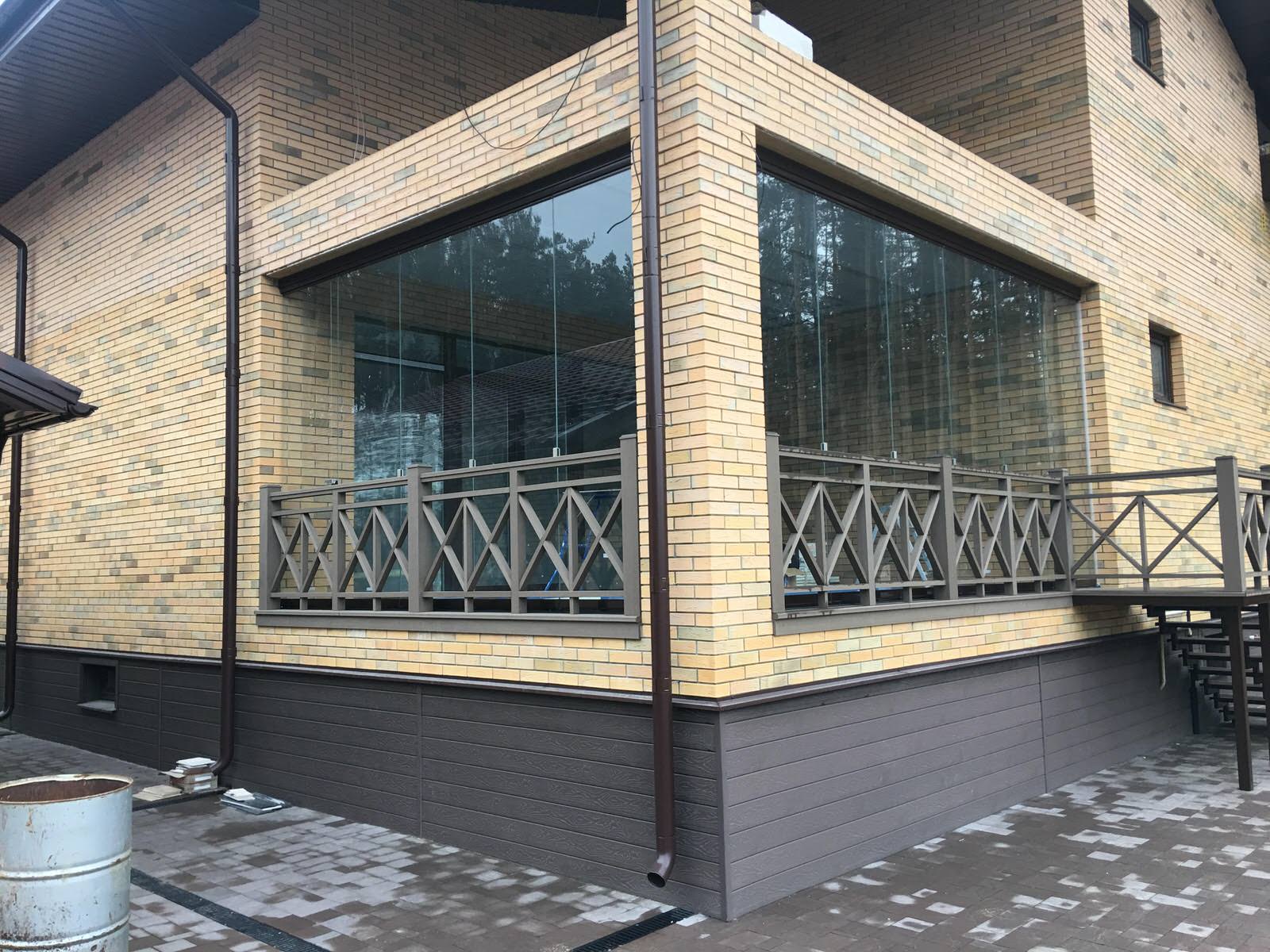 Обложка проекта: Застеклённая веранда с раздвижными створками