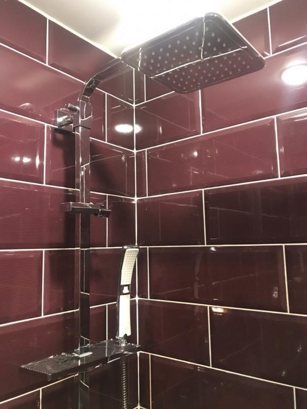 Обложка проекта: Ванная на Непокоренных