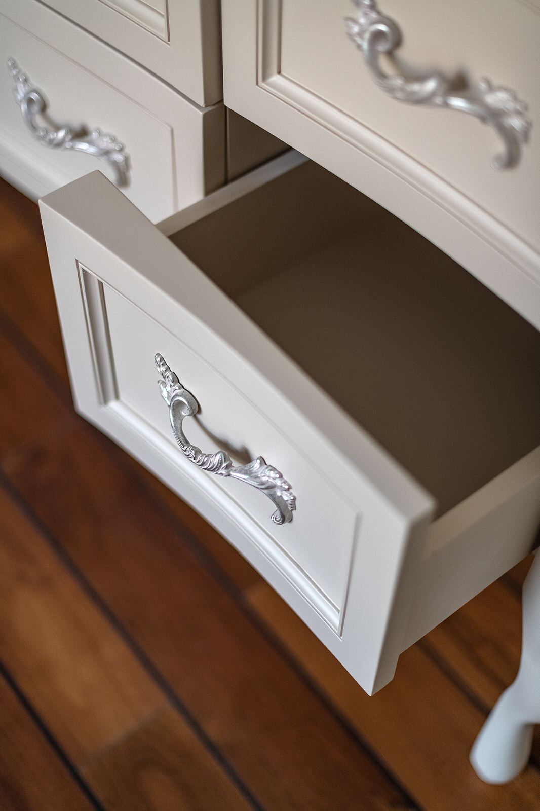 Мебель на заказ для светлой квартиры