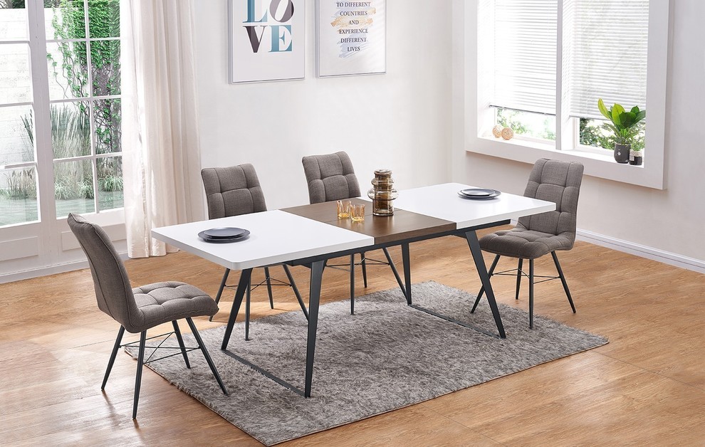 ОБЕДЕННАЯ ГРУППА GENT & MOIRA