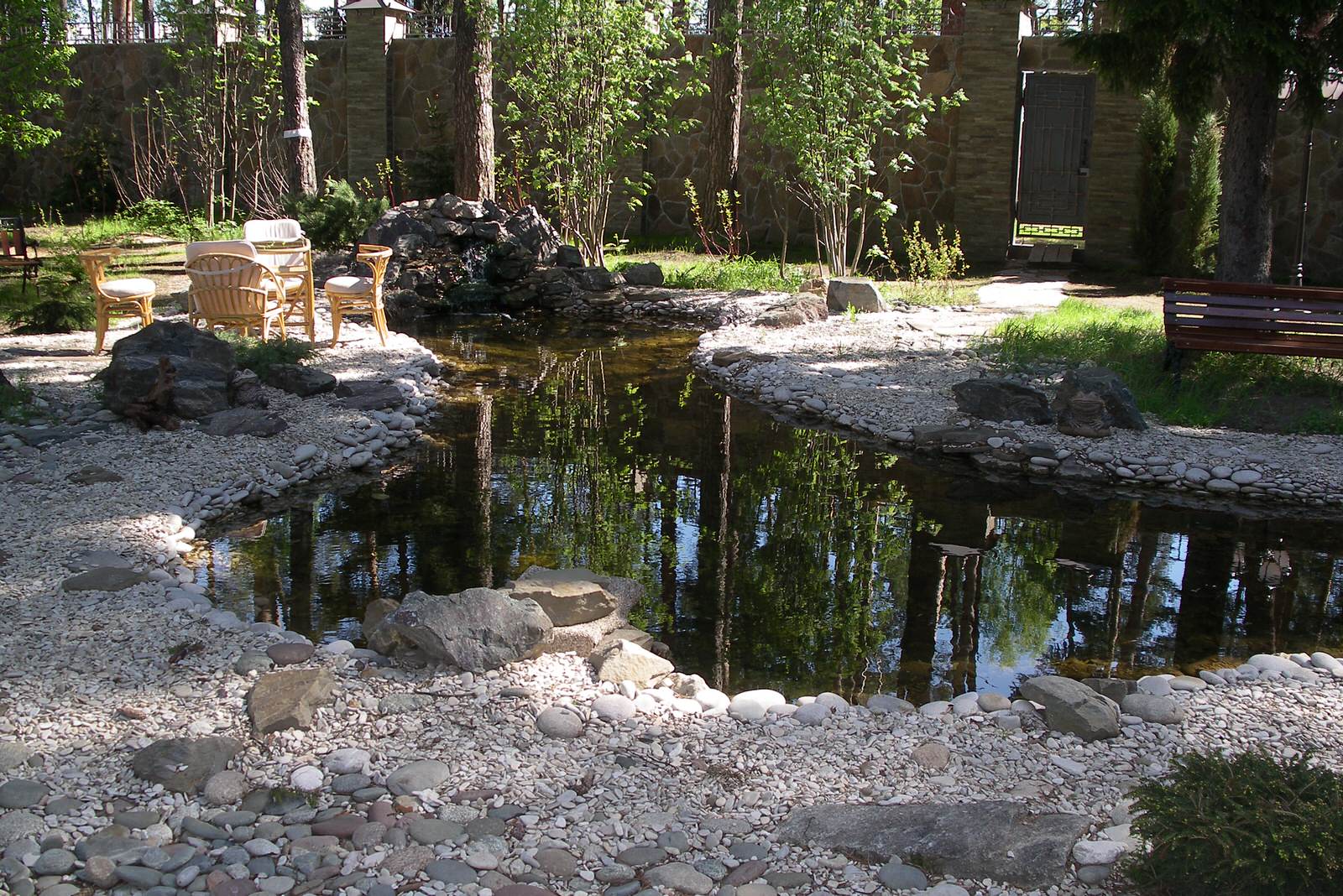 Обложка проекта: Камбоджийская деревня в Подмосковье.