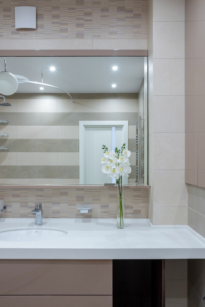 Немного солнца в холодной воде