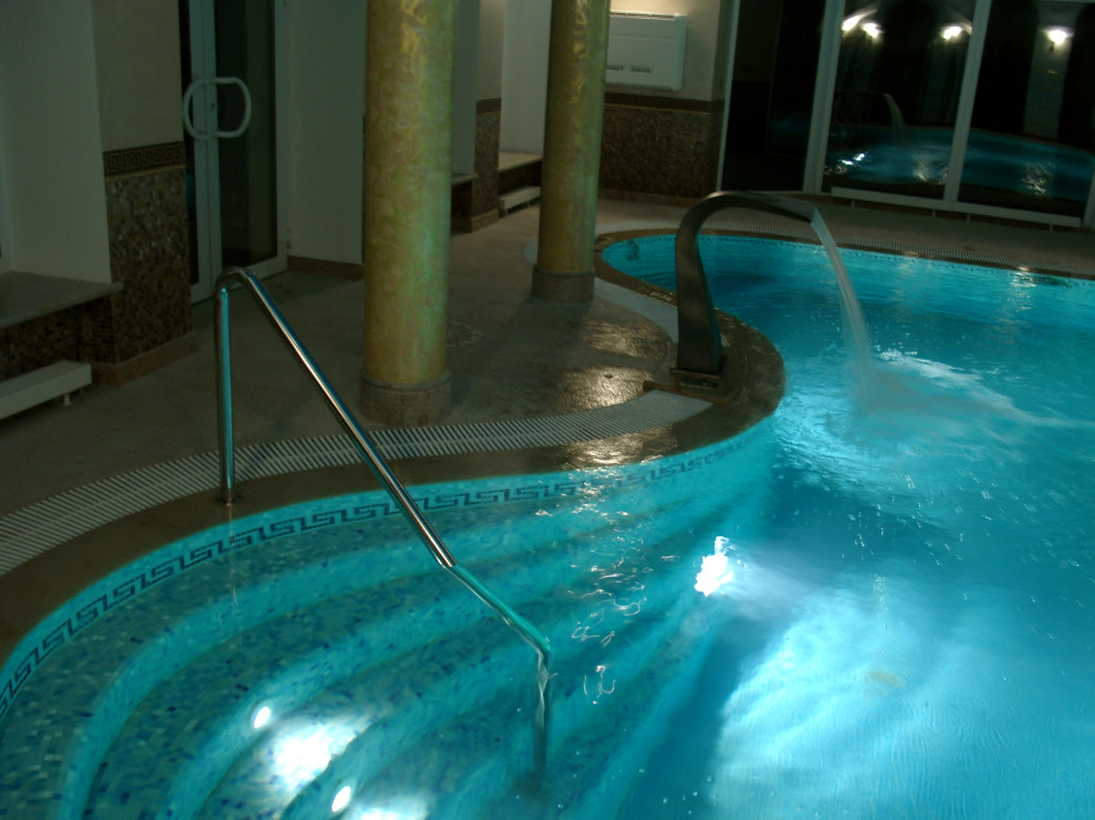 Строительство бассейна с LED подсветкой RGB