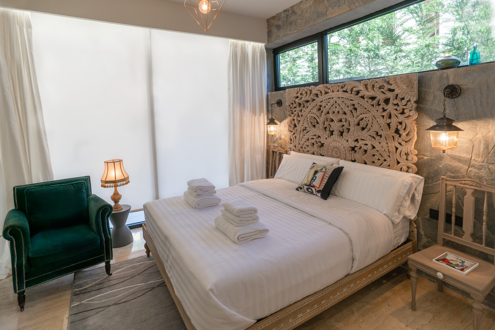 ИСПАНСКАЯ РИВЬЕРА. ДОМ НА СКЛОНЕ.