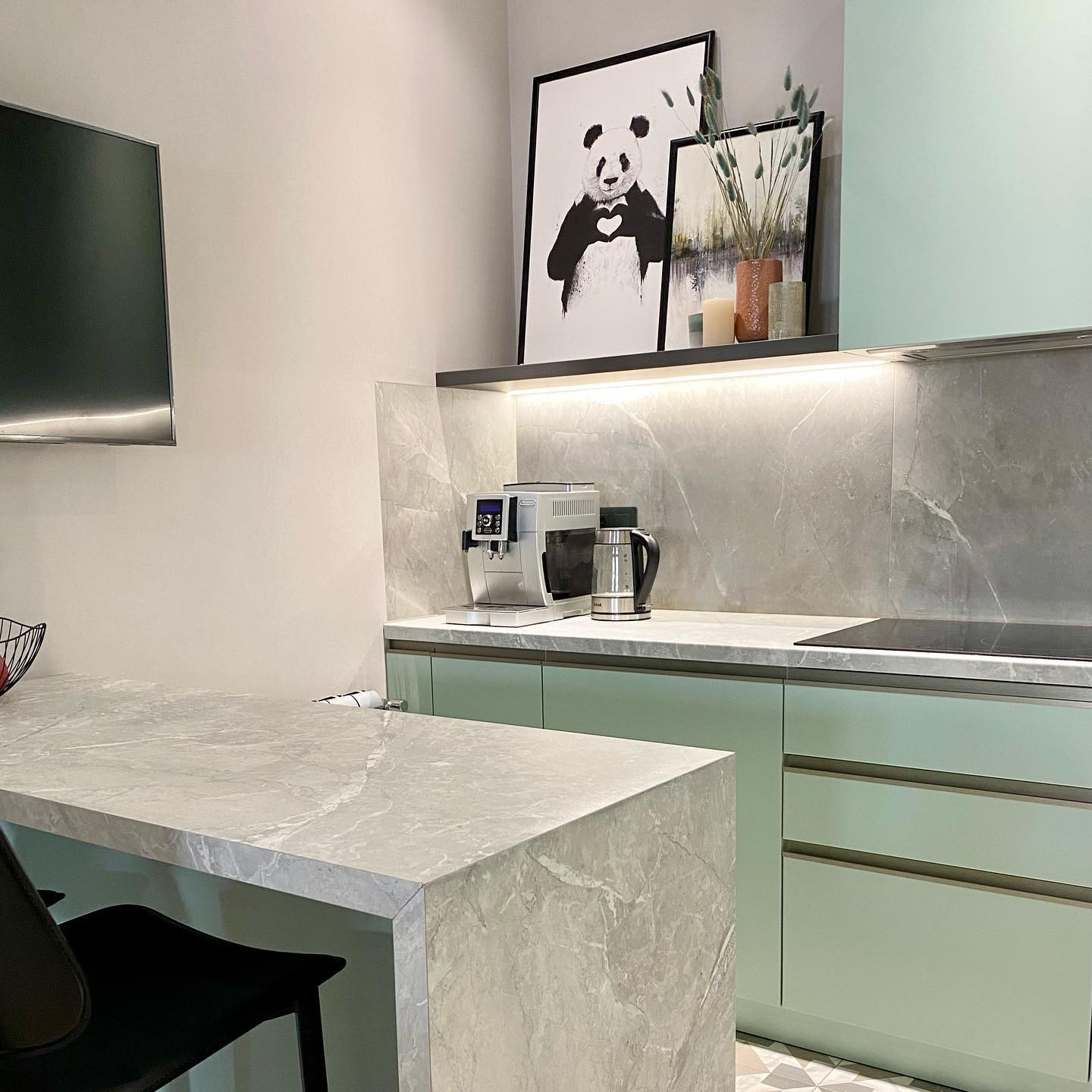 Кухня Лэйксприн на заказ от дизайнера