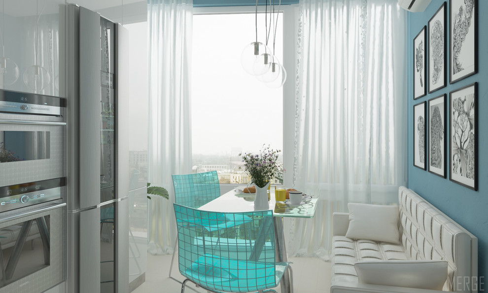 Минималистичная двухкомнатная квартира с видом на ЖД вокзал в Одессе 80м²