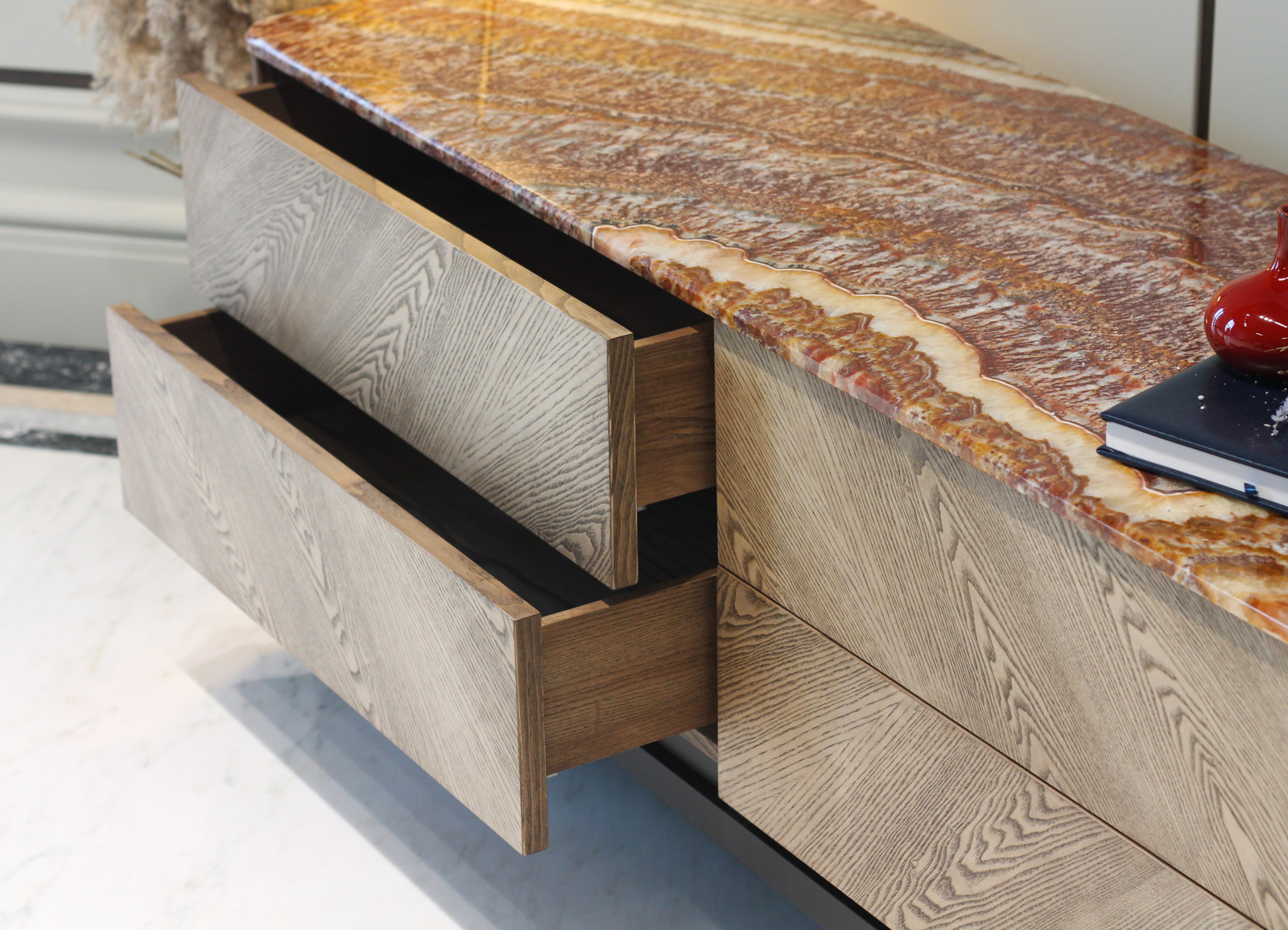 Тв-тумба Briotti