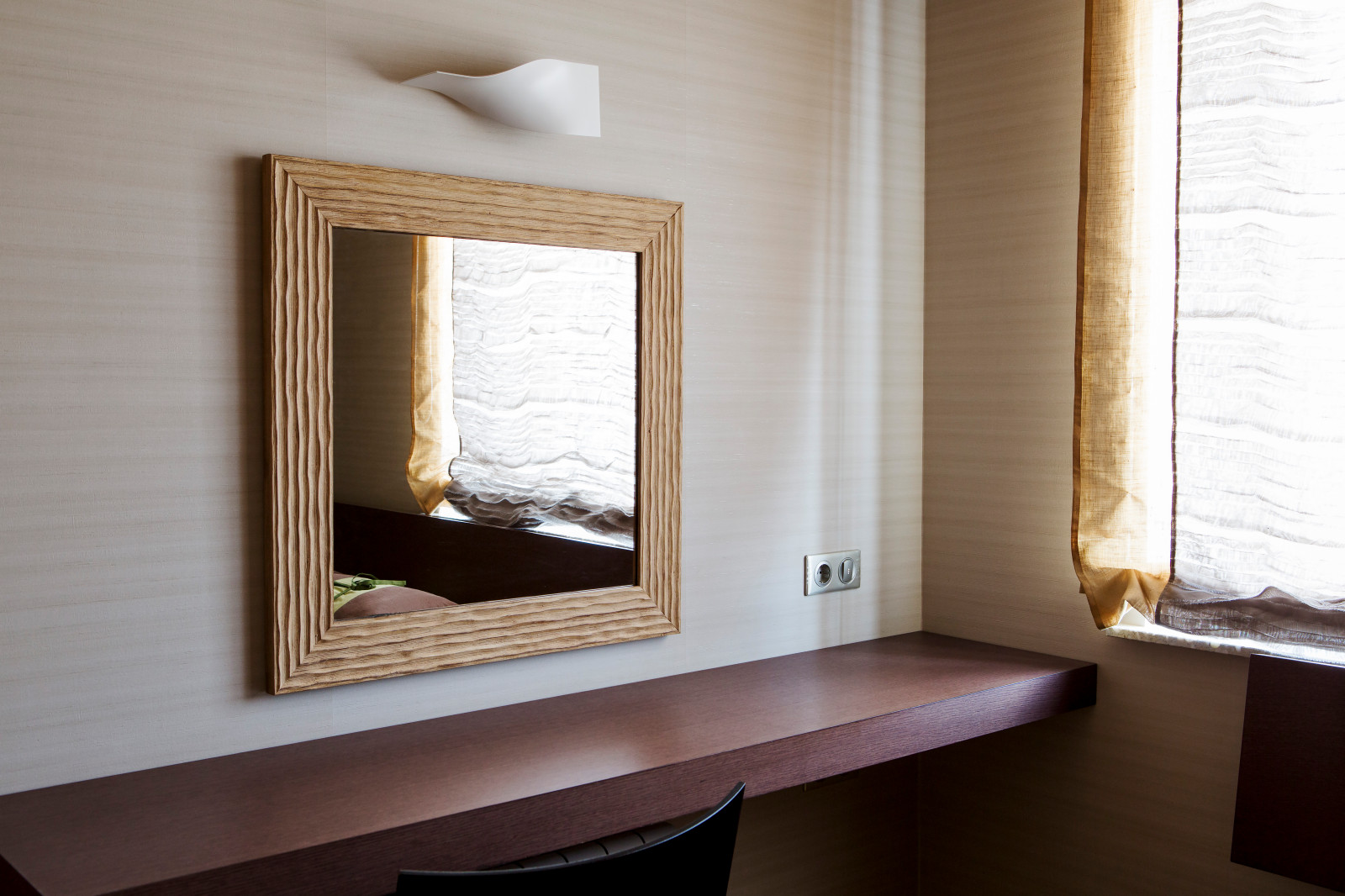 Спальня, Шорохи природы, дом в Комарово, Тюмень, 200 м