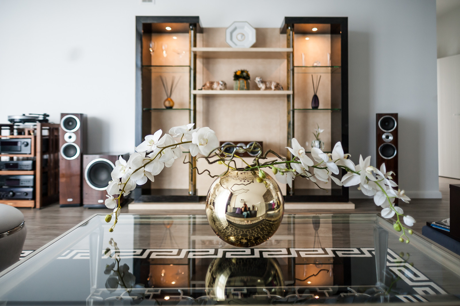 Дом с лошадиным бюстом