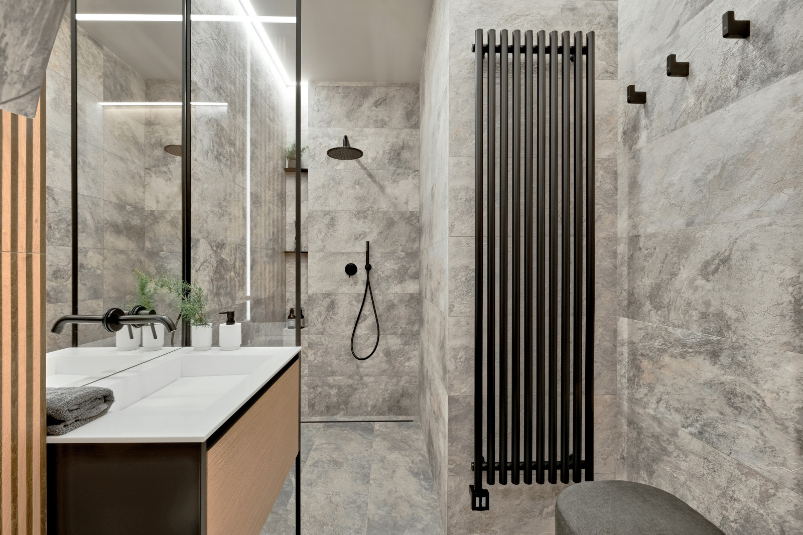 Обложка проекта: Фото. Премиум ЖК Сан Сити, 55м, Теплый минимализм