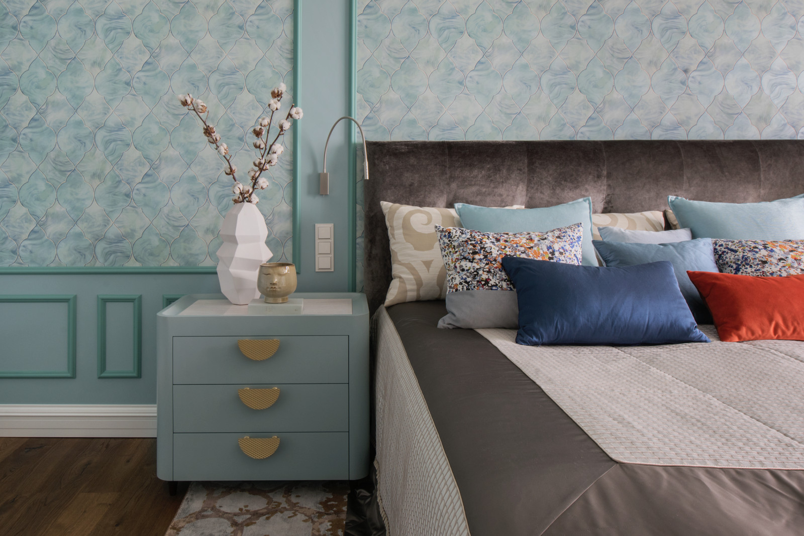 Спальня в цвете "тиффани"