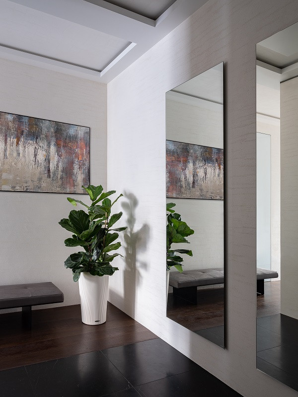 Картины в прихожей