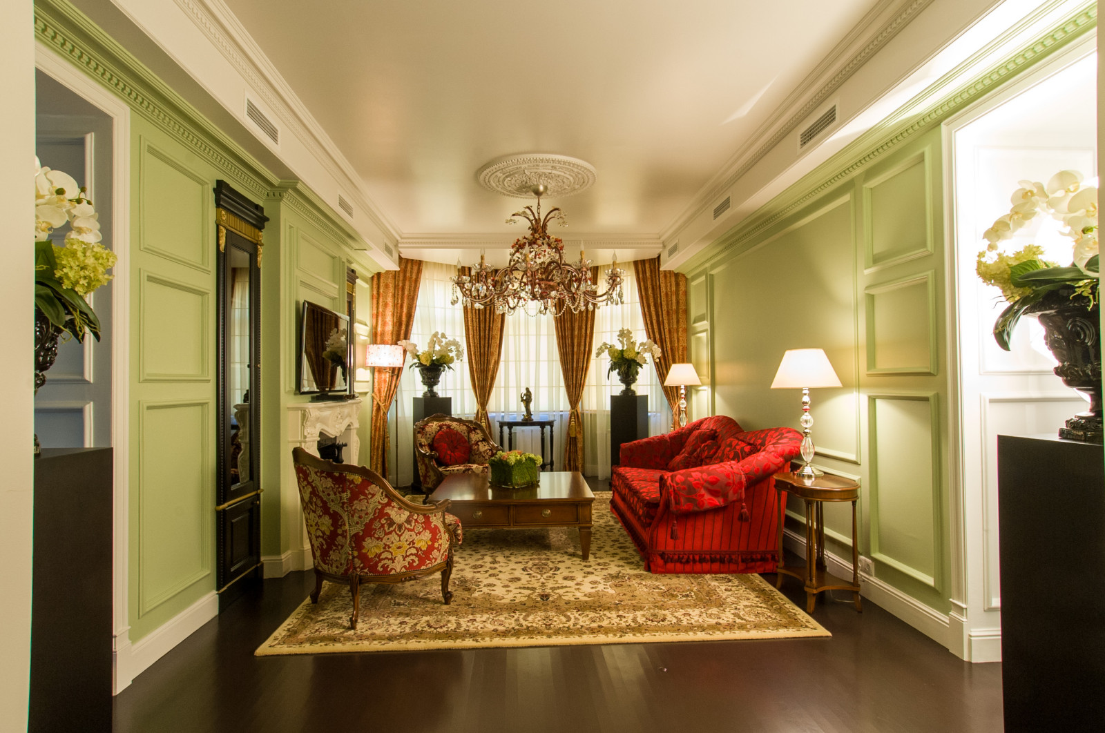 Apartment on the street G