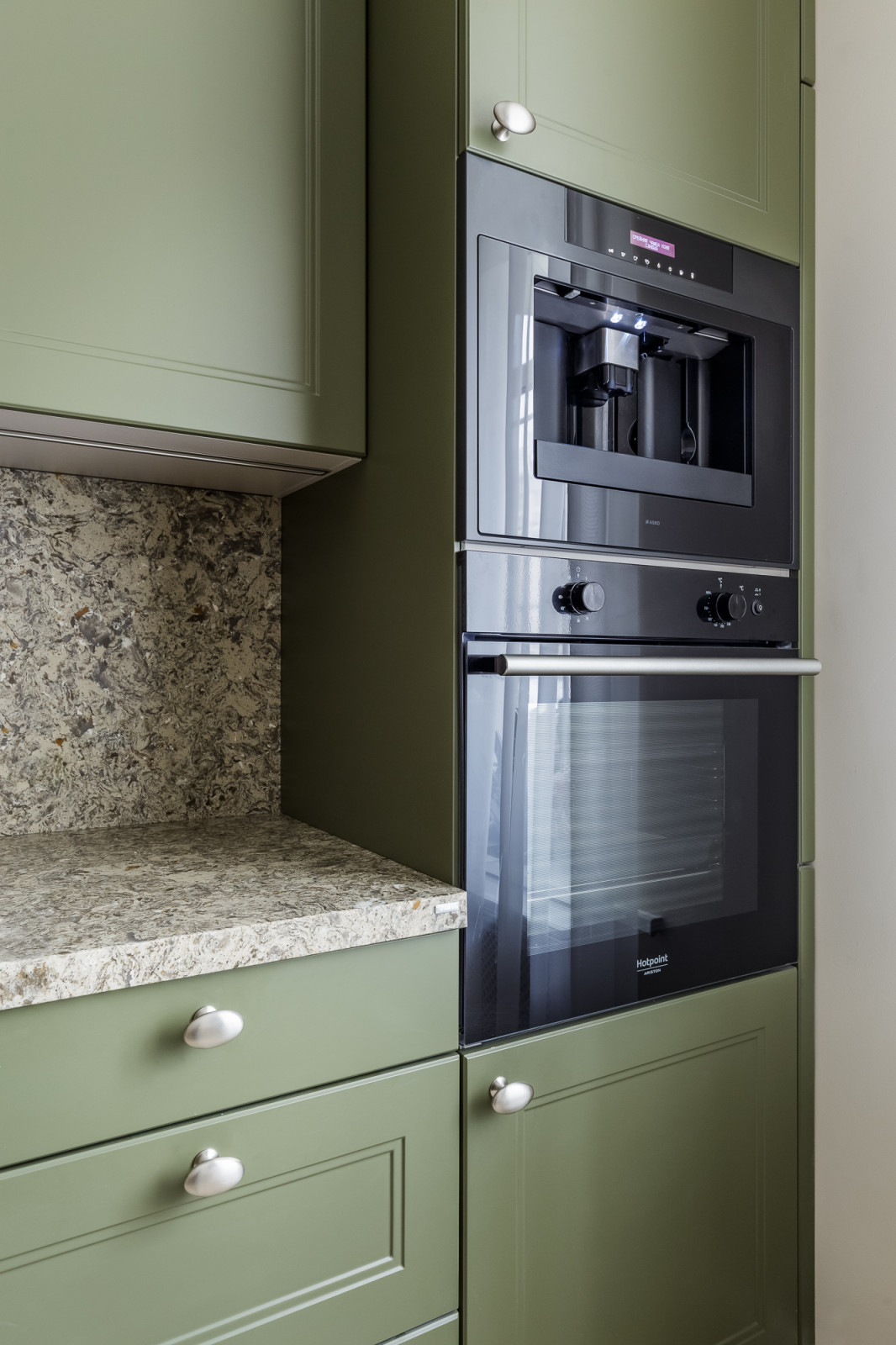 Кухня Nolte Windsor Lack для  легендарного диктора ЦТ И. Л. Кириллова