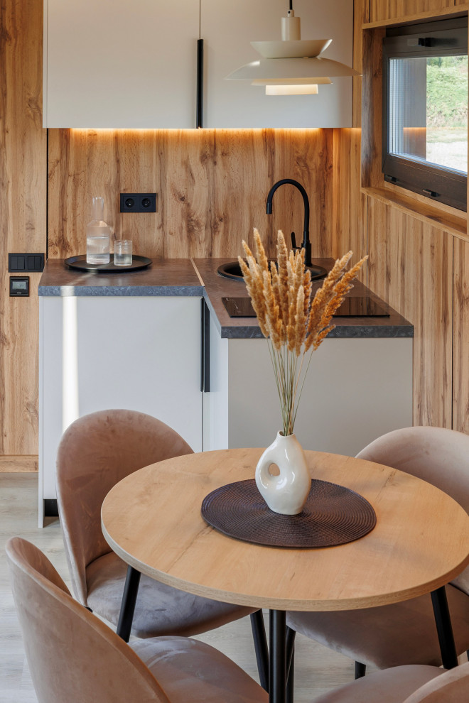 Valley Shelter Mocco