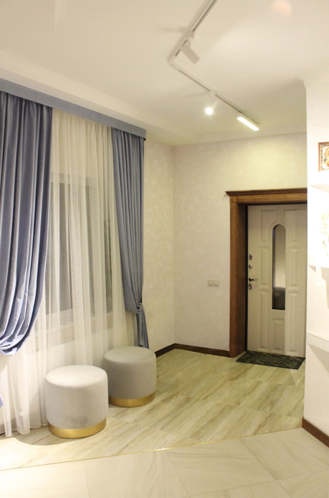 Обложка проекта: "Природная графика". Реализация проекта интерьера частного дома.