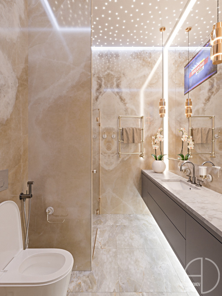 Дом у Александровского парка.