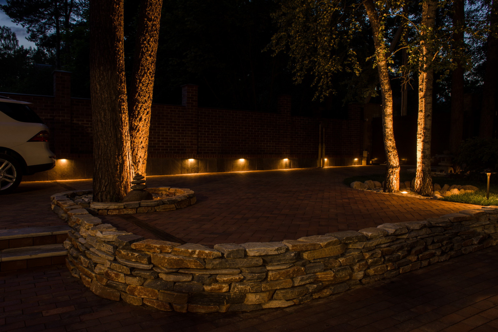 Архитектурное и ландшафтное освещение