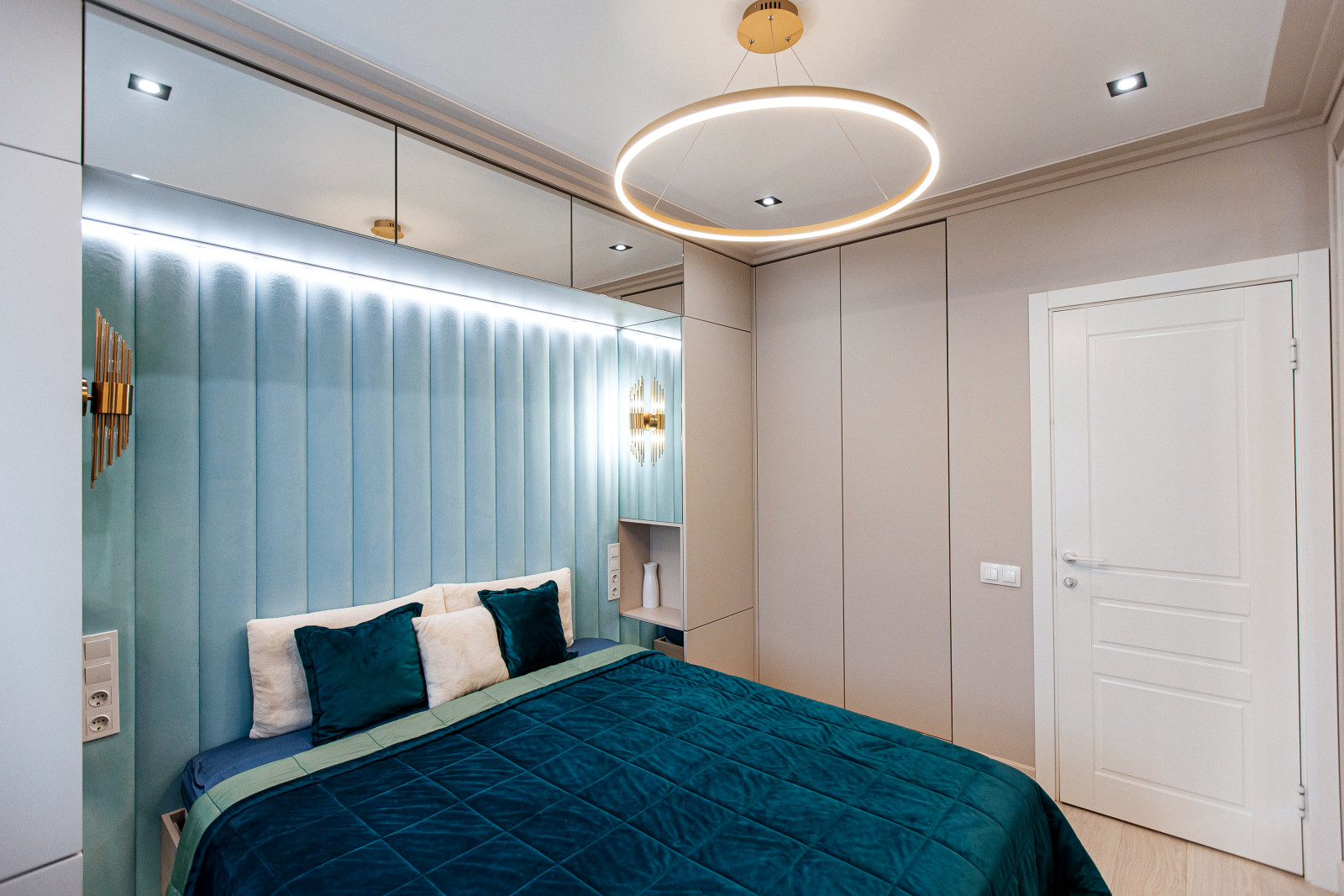 Реализация "Умеренный шик на 60 м2"